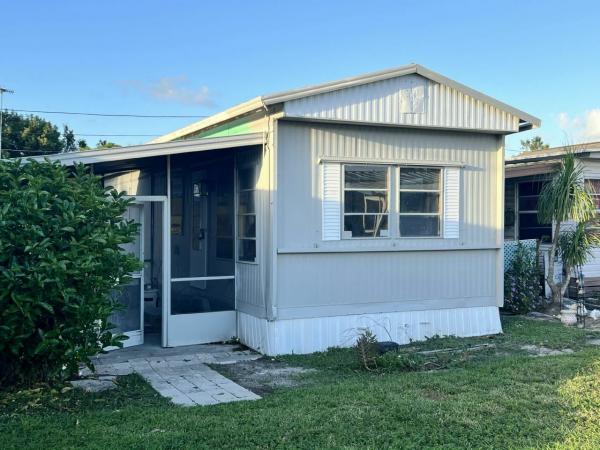 1969 SKYL Mobile Home For Sale