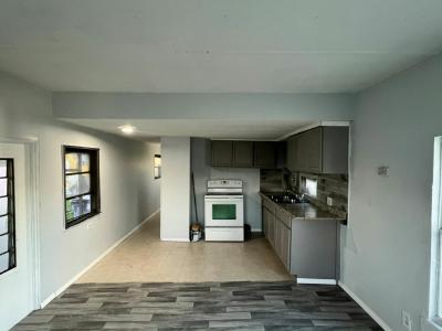 Photo 2 of 18 of home located at 108 Southland Court Avon Park, FL 33825