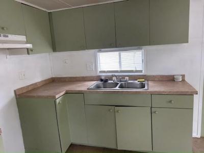 Photo 4 of 11 of home located at 10720 54th Avenue N, Lot 13 Saint Petersburg, FL 33708