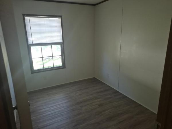 2018 16643C  Home