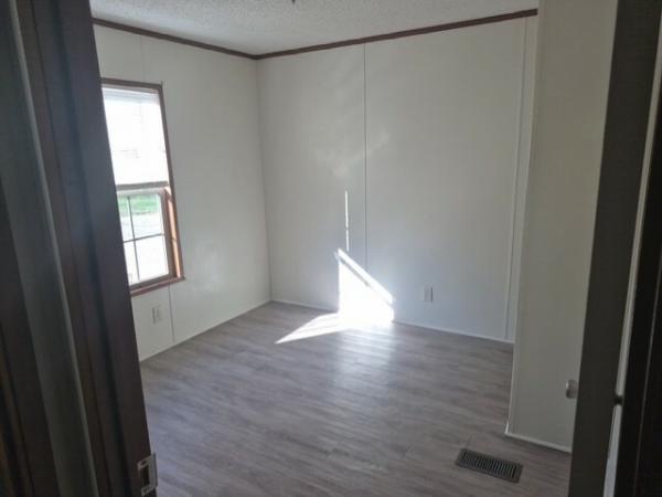2018 16643C  Home