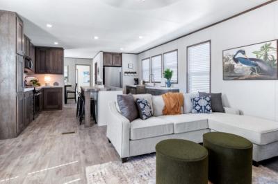 Photo 3 of 18 of home located at 1517 Kodiak Trail Glenn Heights, TX 75154