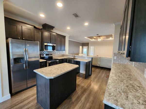 2020  Mobile Home For Sale