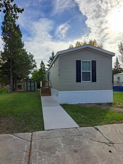 Mobile Home at 4710 Golden Gate Dr Grand Forks, ND 58203