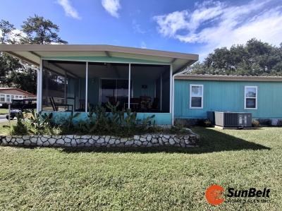 Photo 2 of 62 of home located at 6798 Easy Street Ocala, FL 34472