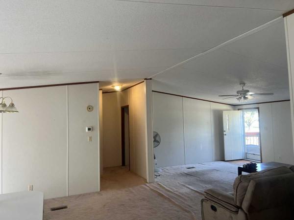 1999 Redman  Riverview Mobile Home