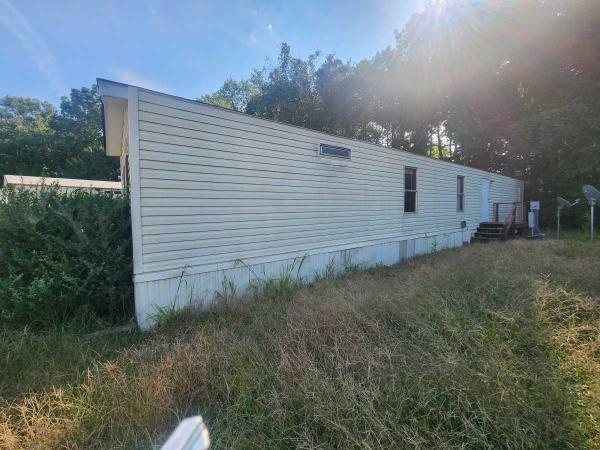 1990 Redman Manufactured Home
