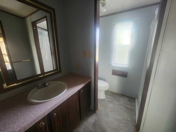 1990 Redman Manufactured Home