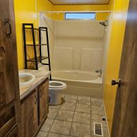 1984 Golden West Seacliff Manufactured Home
