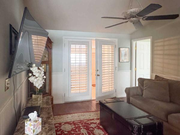 2002 Silvercrest SG-54 Manufactured Home