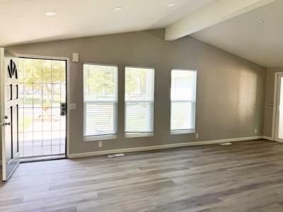 Photo 4 of 26 of home located at 10961 Desert Lawn Dr. #21 Calimesa, CA 92320