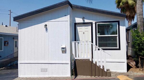 2024 Fleetwood 220CL24443D Mobile Home