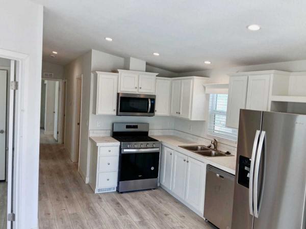 2024 Fleetwood 220CL24443D Mobile Home