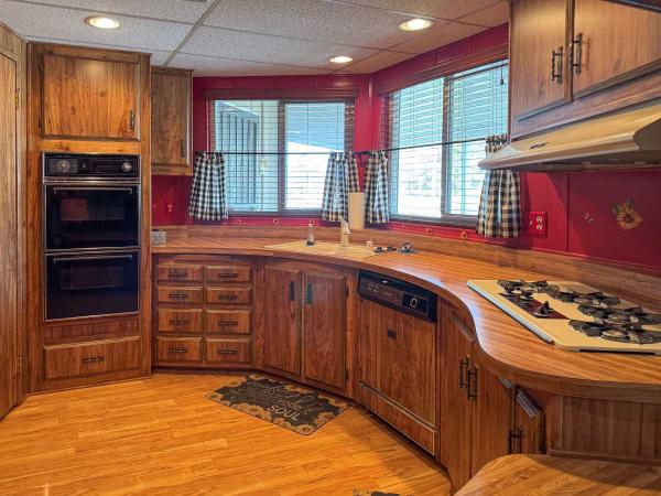 1985 Westway 224 Manufactured Home