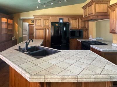 Photo 4 of 38 of home located at 10961 Desert Lawn Dr. Spc 466 Calimesa, CA 92320