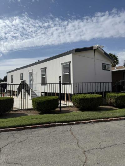 Photo 5 of 17 of home located at 5932 Los Angeles Avenue Simi Valley, CA 93063