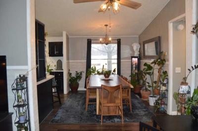 Photo 4 of 6 of home located at 1851 Kensington Ct. Des Moines, IA 50320