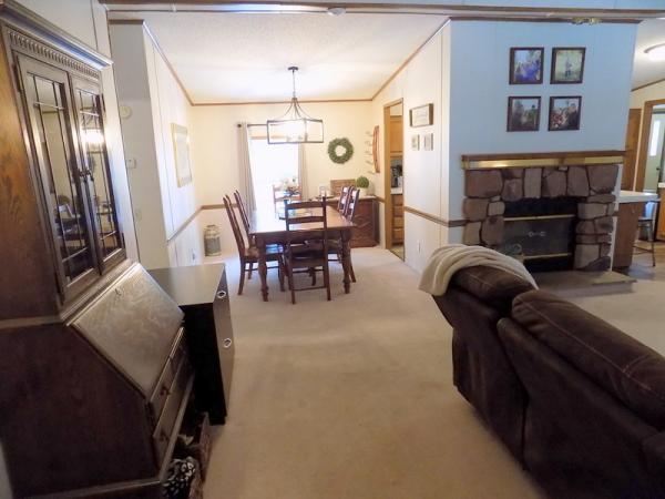 1991 Friendship Manufactured Home