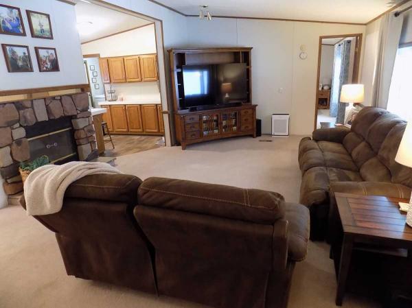 1991 Friendship Manufactured Home