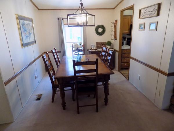 1991 Friendship Manufactured Home
