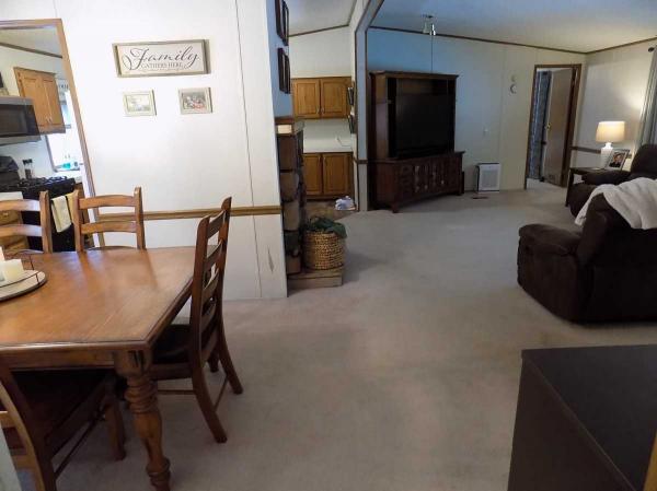 1991 Friendship Manufactured Home