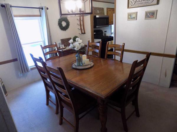 1991 Friendship Manufactured Home