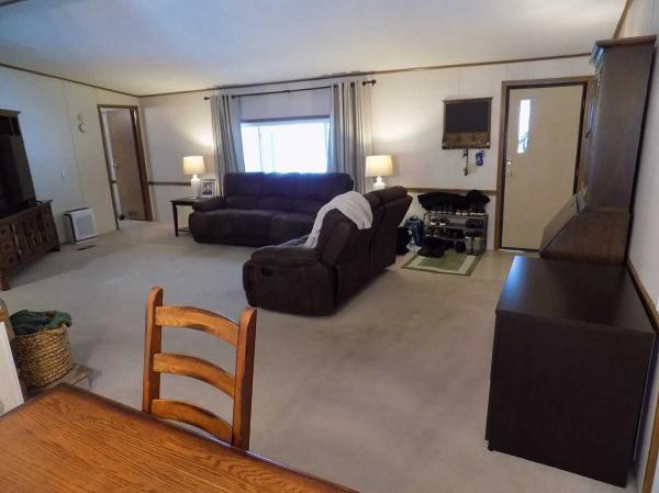 1991 Friendship Manufactured Home