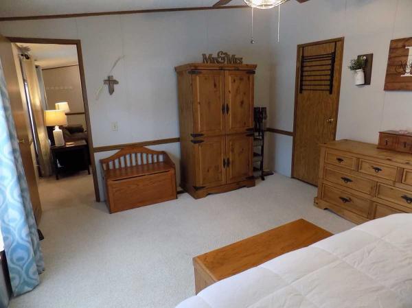 1991 Friendship Manufactured Home