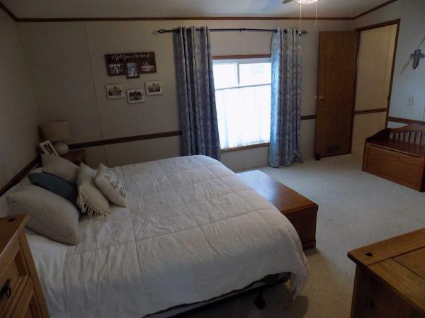 1991 Friendship Manufactured Home