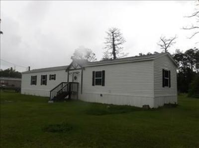 Mobile Home at 22084 I-10 Vidor, TX 77662