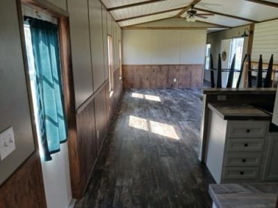 Photo 3 of 10 of home located at 22084 I-10 Vidor, TX 77662
