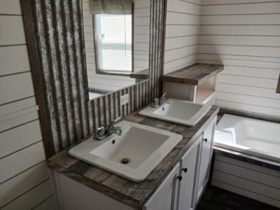 Photo 5 of 10 of home located at 22084 I-10 Vidor, TX 77662