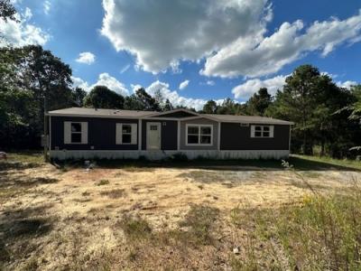 Mobile Home at 175 County Road 4100 Jasper, AL 35503