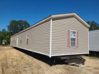 Mobile Home at 102 Thomas Road Centreville, MS 39631