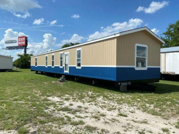 Photo 1 of 2 of home located at Palm Harbor Village 4740 North I-35 Waco, TX 76705