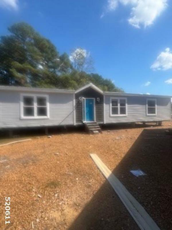 Photo 1 of 2 of home located at Columbus Mobile Home Broker I Po Box 9647 Columbus, MS 39705