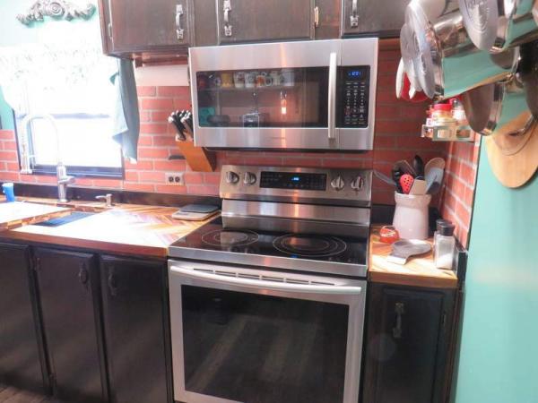 1982 Debo Manufactured Home