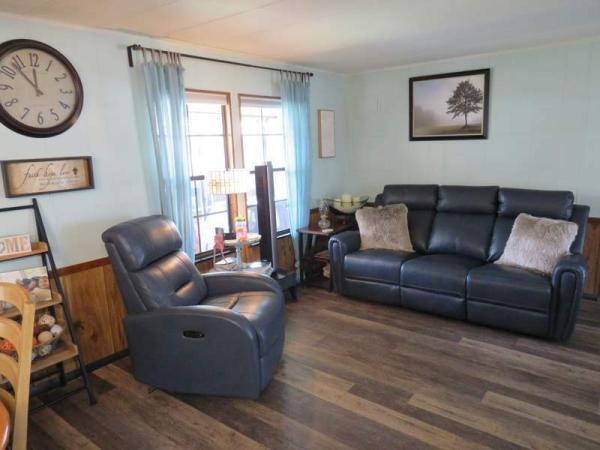 1982 Debo Manufactured Home