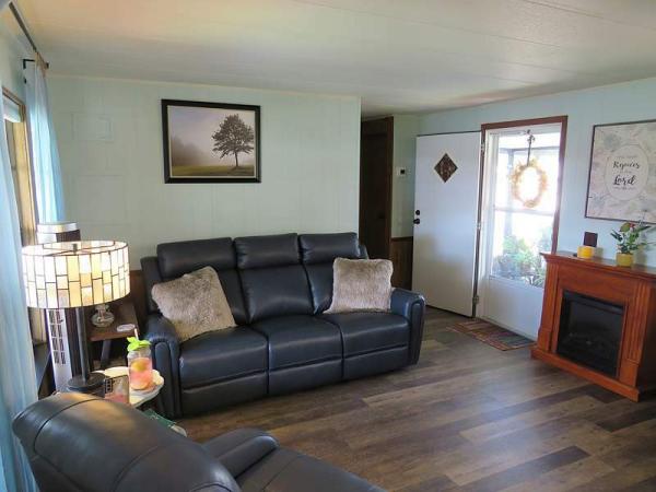 1982 Debo Manufactured Home