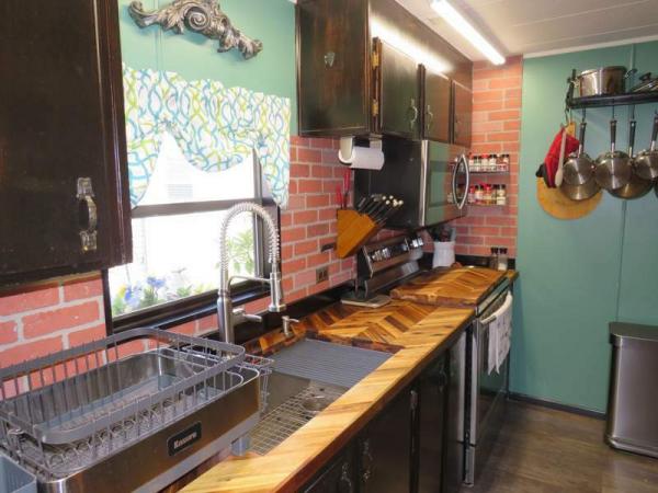 1982 Debo Manufactured Home