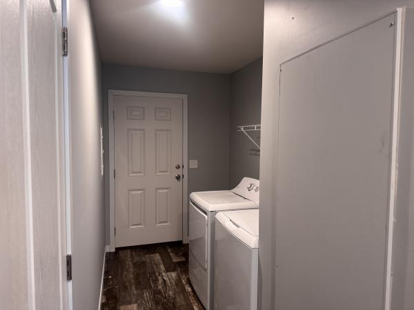 2021 Clayotn 81fdh28523A Mobile Home