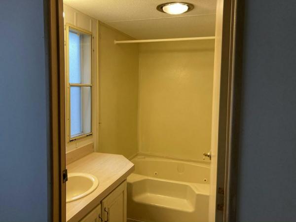 1990 NEW Manufactured Home