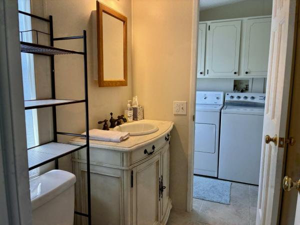 1988 HS Barrington Manufactured Home