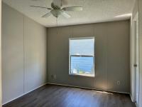 1988 HS Barrington Manufactured Home