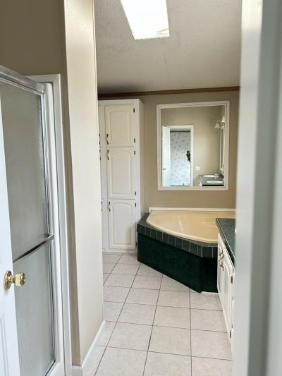 Photo 4 of 15 of home located at 55 Crocus Ln. Matteson, IL 60443