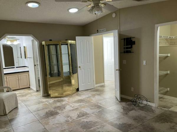 1994 Fleetwood Manufactured Home
