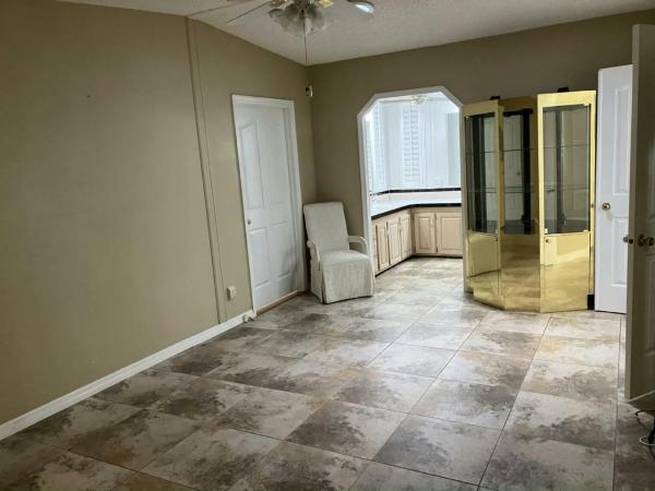 1994 Fleetwood Manufactured Home