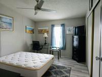 1990 HS Glenbrook Manufactured Home