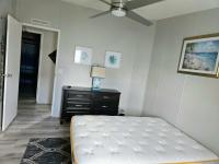 1990 HS Glenbrook Manufactured Home