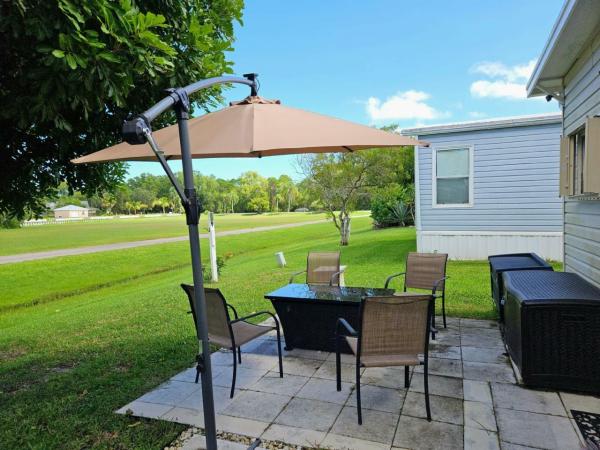1990 HS Glenbrook Manufactured Home